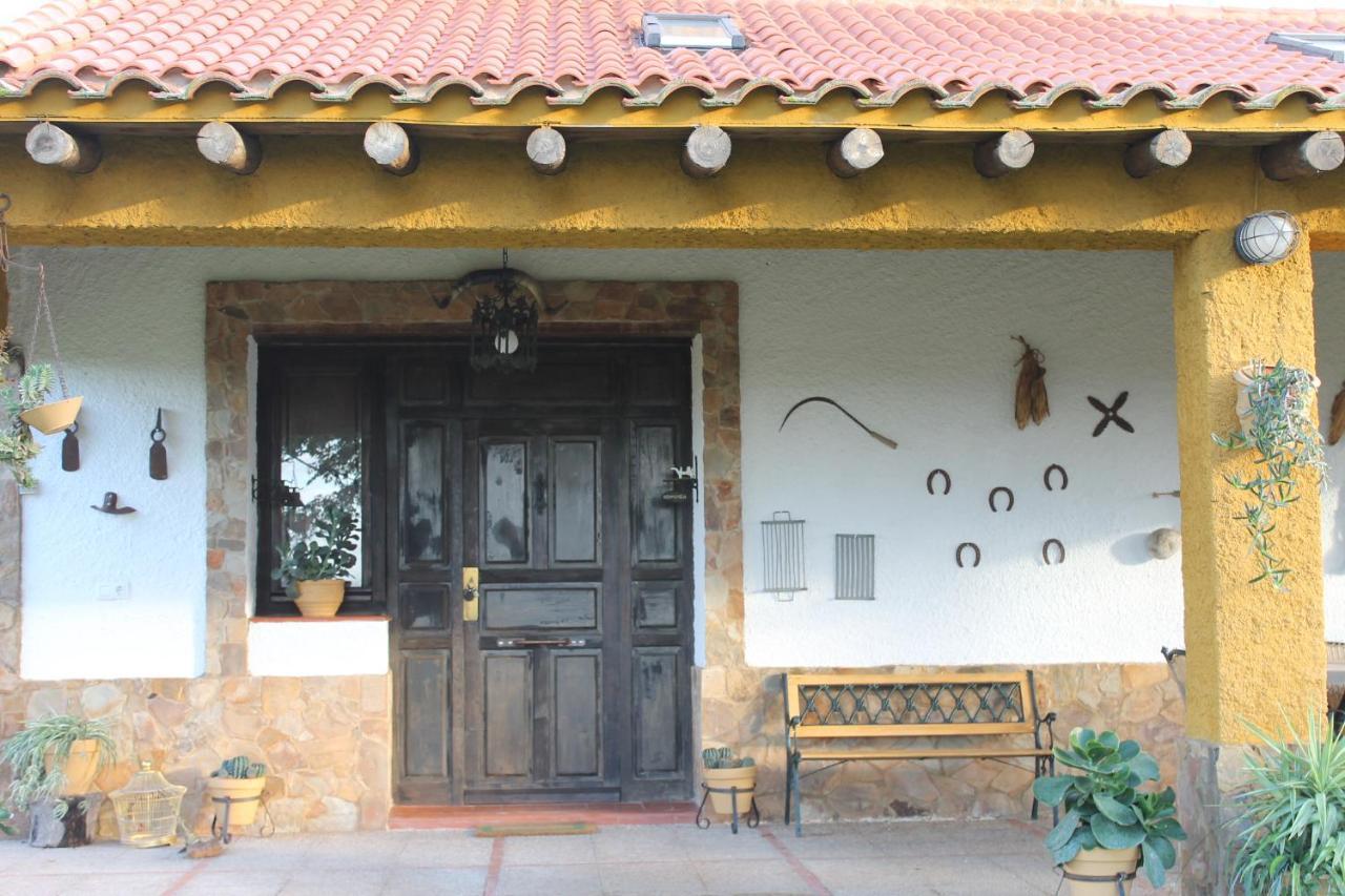 Casa Rural La Coscoja Merida Exterior photo